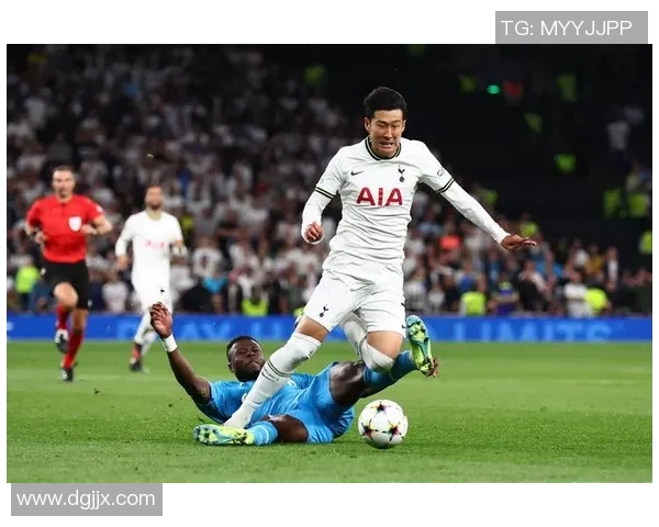 法国足球铁头传奇是谁 他为何能赢得铁血头球之名